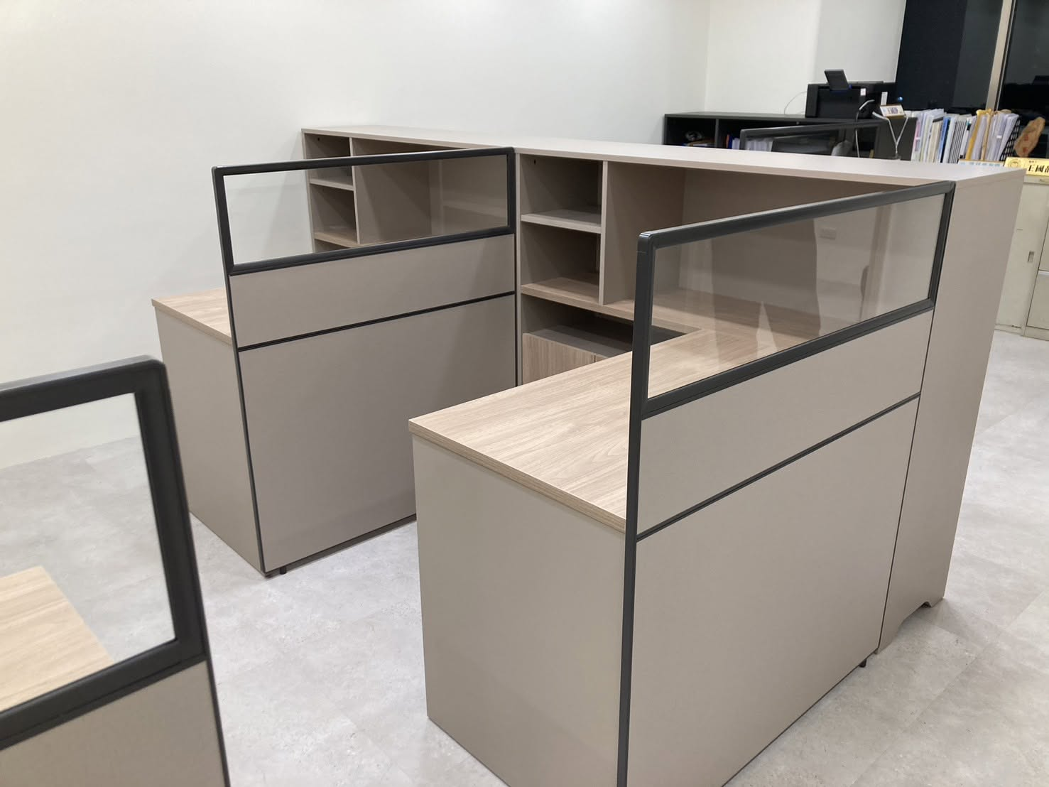 Blog công ty mới nhất về Từ các phòng thu nhóm nhỏ đến việc triển khai toàn doanh nghiệp, các giải pháp đồ nội thất văn phòng của chúng tôi hoàn toàn có thể mở rộng quy mô và càng lớn đơn đặt hàng, giá trị càng tốt.
